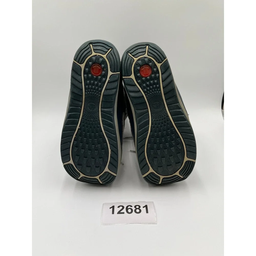 Burton snowboard boots